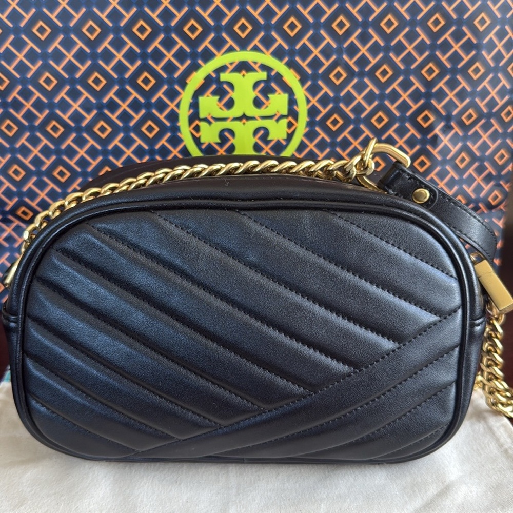 TORY BURCH 🖤BLACK🖤 SOFT QUILTED LEATHER CROSSBODY BAG 🌟EUC🌟 - Picture 5 of 17
